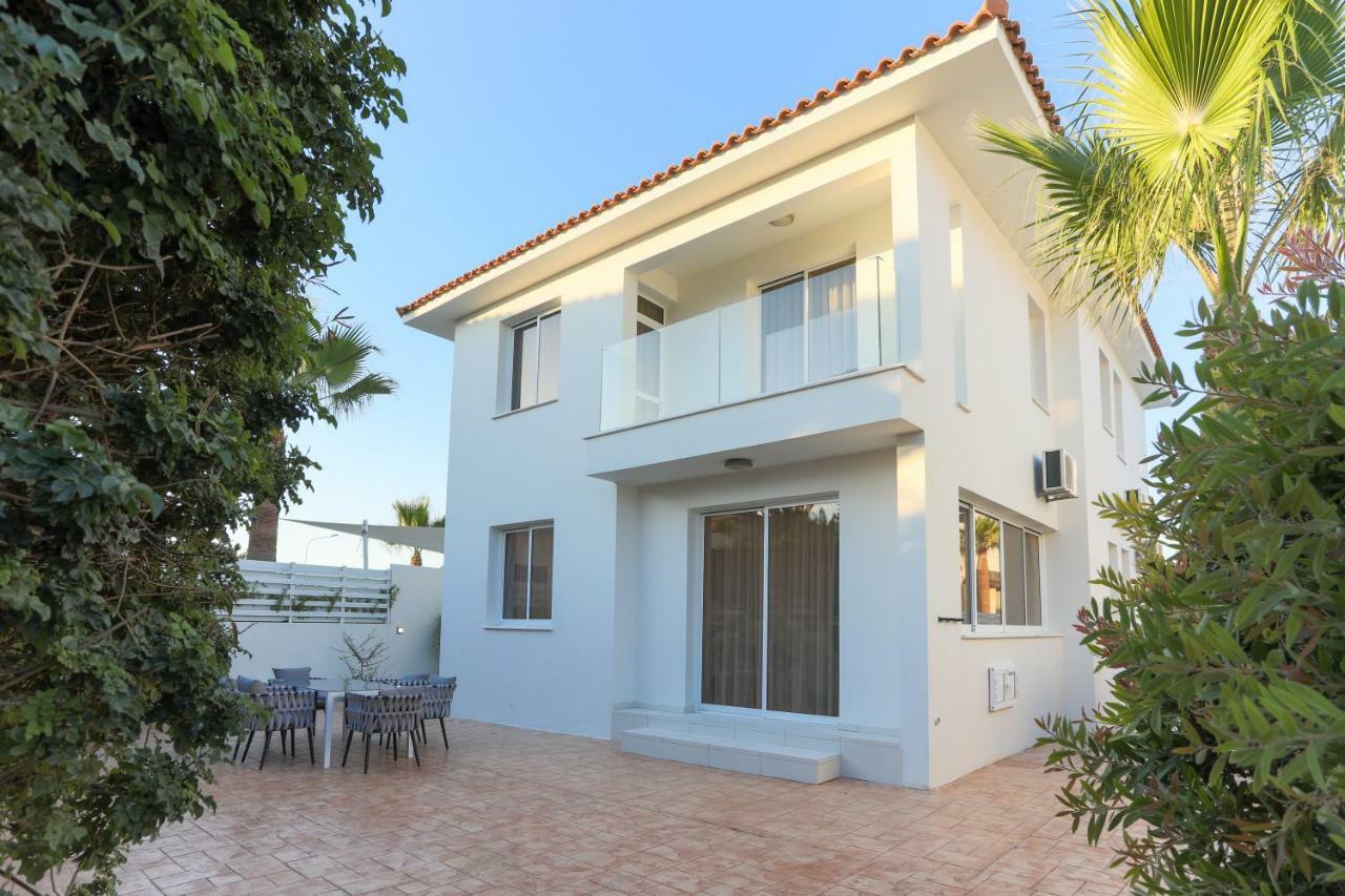 Pernera Family Villas โปรทาราส ภายนอก รูปภาพ